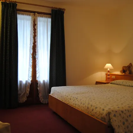 Del Viale Otel 3*