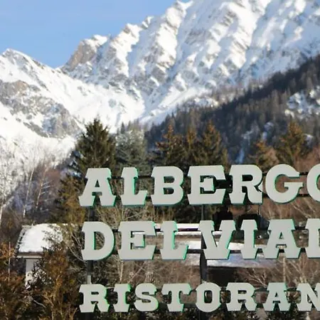 Del Viale 3* Courmayeur