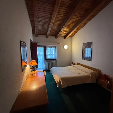 Del Viale Otel 3*